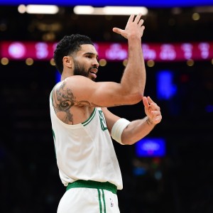 追梦：塔图姆在一场一场地找回爆发力 越来越自在这真的很美妙！